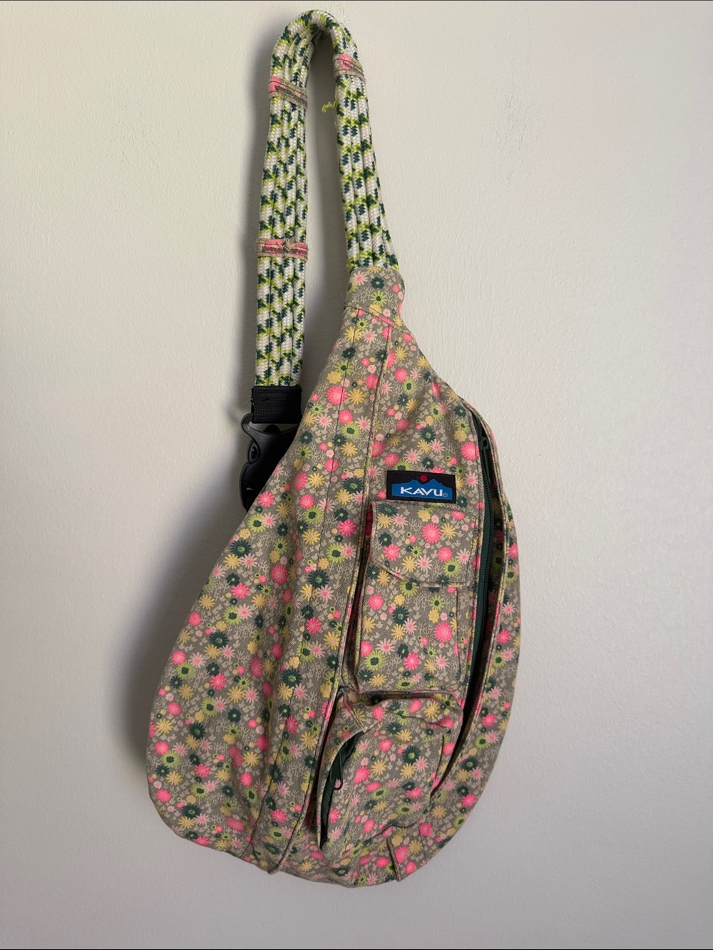 Kavu Pink & Green Floral Rope Sling Bag